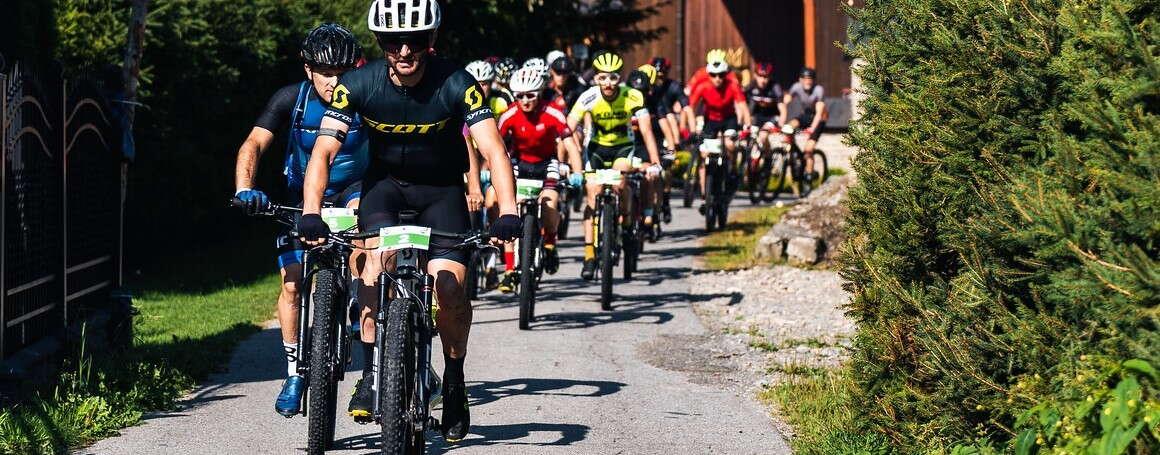 Obrazek: Kasia Niewiadoma i jej Ochotnica Challenge. Na gorczańskich ścieżkach hartowało się serce do walki królowej Tour de France